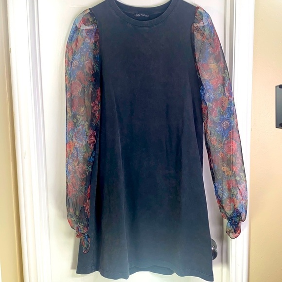 Zara- Contrasting Organza Dress Size Small - Picture 2 of 10